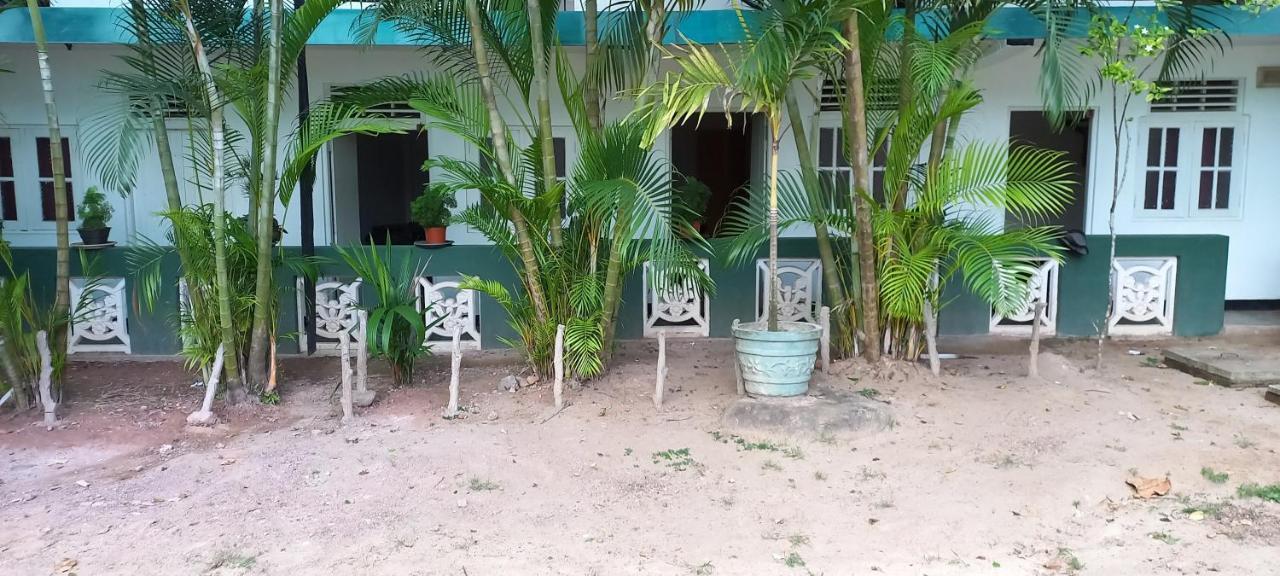 Hostel Shady Transit Katunayaka